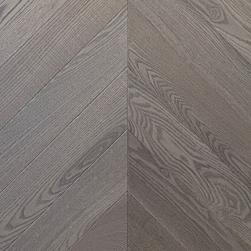  Wood Bee Chevron  Ясень Фог браш матовый Fog, UV-лак gloss 5-9% (левая)